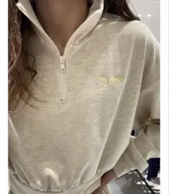 クロップド スウェット