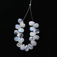 ムーンストーン　ペアシェイプ　B 20こ