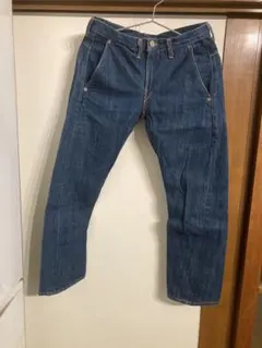 Levi's Red デニムパンツ 立体裁断　初期のサムネイル
