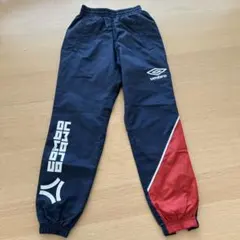 umbro ピステパンツ ネイビー/レッド