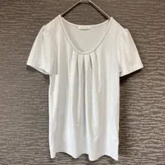 トルディア （M）半袖トップス　薄グレー  首元ポイント　オフィス服でも‼︎のサムネイル