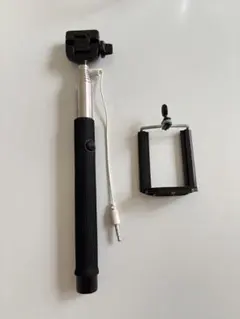 自撮り棒 スマートフォン用 黒のサムネイル