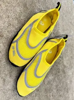 激安！沖縄、海外旅行に！21〜22cmマリンシューズ イエロー新品ビーチシューズ