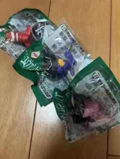 セブン-イレブン限定 エヴァンゲリオン ボトルヘッドフィギュア3種セット