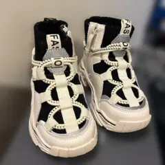 Item thumbnail for item 206c3bd8-aabf-435e-b909-ed1741698586