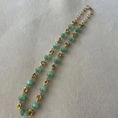 緑色アクリルビーズネックレス