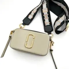 ✨未使用級✨【マークジェイコブス】ショルダーバッグ　スナップショット　カーキ