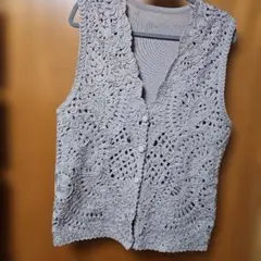 グレー レース編み ノースリーブニットベスト