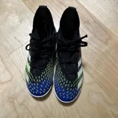 adidas Predator フットサルシューズ キッズ19.5センチ