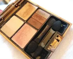 ルナソル　スリーディメンショナルアイズ　02 Soft BeIge　アイシャドウ