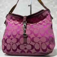 美品 COACH ショルダーバッグ レザー ピンク シグネチャー パッチ