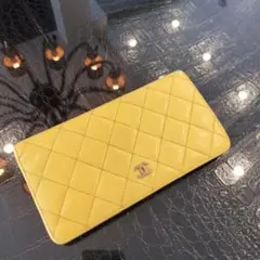 CHANEL マトラッセ 2つ折り長財布 イエローのサムネイル