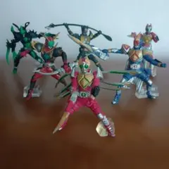 仮面ライダーブレイド他　ガシャポン フィギュア ６体
