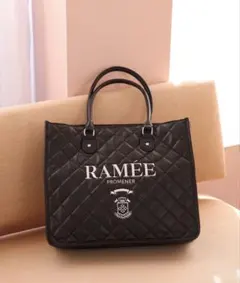 NICE CLAUP キルティング刺しゅう入りトートバッグ web限定