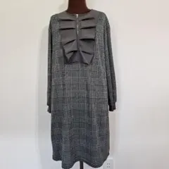 59・グレー系チェック フリル付き長袖チュニック