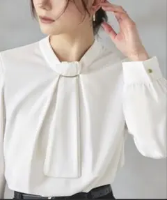 RUIRUE BOUTIQUE リボン付きホワイト長袖ブラウス