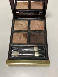 トムフォード　アイカラークォード 48 ピーチグラマー　破損あり