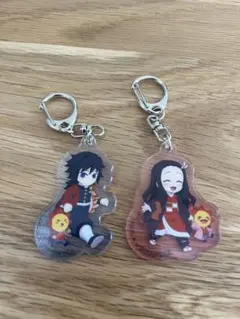 シール付き　鬼滅の刃キーホルダー2つ