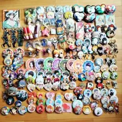 一番くじ アニメグッズ、缶バッジ・まとめ売り 140点以上 - メルカリ