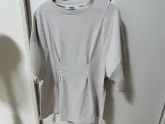 AZUL ベージュ 半袖Tシャツのサムネイル