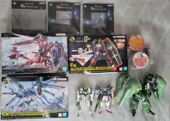 HG ガンプラ 一番くじ & グッズ & 素組品 まとめ売り - メルカリ