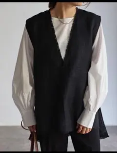 Bonjour Sagan Vネックツイードベスト