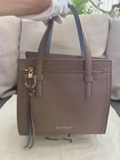 美品【フェラガモ 】エイミー2wayバッグ