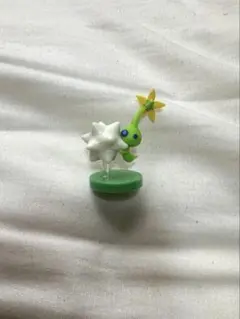 ピクミン　チョコエッグ　ヒカリピクミン