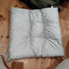 座布団　固め素材