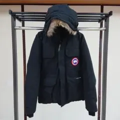 カナダグース ダウンジャケット