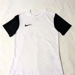 Nike キッズ Tシャツ ホワイト/ブラック M 150