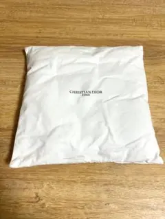 Dior ミニクッション