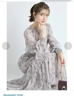 Apuweiser-riche ニュアンスフラワープリントワンピース