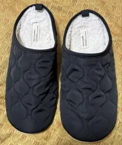 ブラックキルティングスリッパ