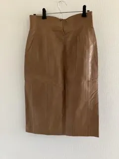 ✨お値下げ中✨レナウン　P4羊革　キャメル レザースカート