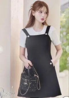 美品★ Rady レディー パールボタンサロペット 黒 S サロペット ブラックのサムネイル