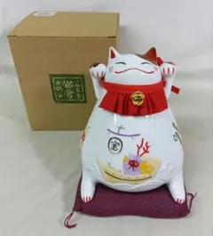 猫舎　招き猫　貯金箱　陶器　置物　最終値下げ 招き猫 置物 商売繁盛 招き猫の置物 貯金箱(猫舎 新花バンク 小