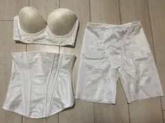 ブライダルインナー ビスチェ
