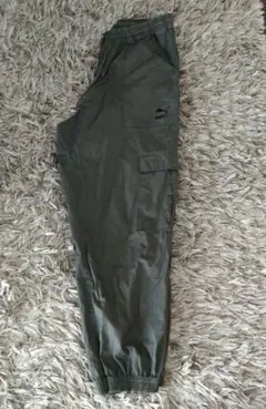 PUMA カーゴパンツ カーキ Lサイズ（US）