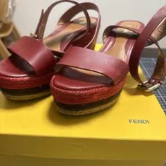FENDI サンダルのサムネイル