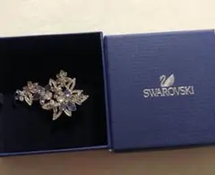 SWAROVSKI 蝶 バタフライ ブローチ グリーン クリスタル - メルカリ
