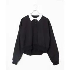 ブラッククロップドスウェット ホワイト襟付き