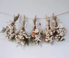 グリーンホワイト系たっぷり小花のドライフラワースワッグガーランド　花束ガーランド