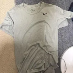 Nike THE NIKE TEE M グレー Tシャツ