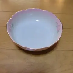 花形皿 ホワイト・ピンク