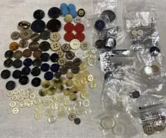 多種類のボタンセット