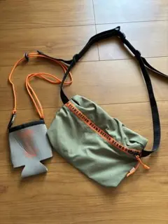 ★SALE★BEAMS ビームス サコッシュ カーキ と ペットボトルカバー