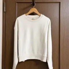 UNIQLO クロップドスウェット