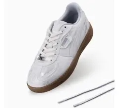 【一度のみ着用美品】Ameri x PUMA コラボスニーカー　シルバーのサムネイル