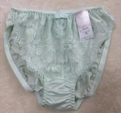 Item thumbnail for item 9f841d03-de5f-4328-b248-dd463b289a5b